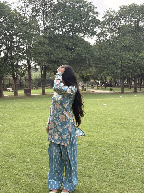 Rang-e-Saheli blue floral co-ord side view