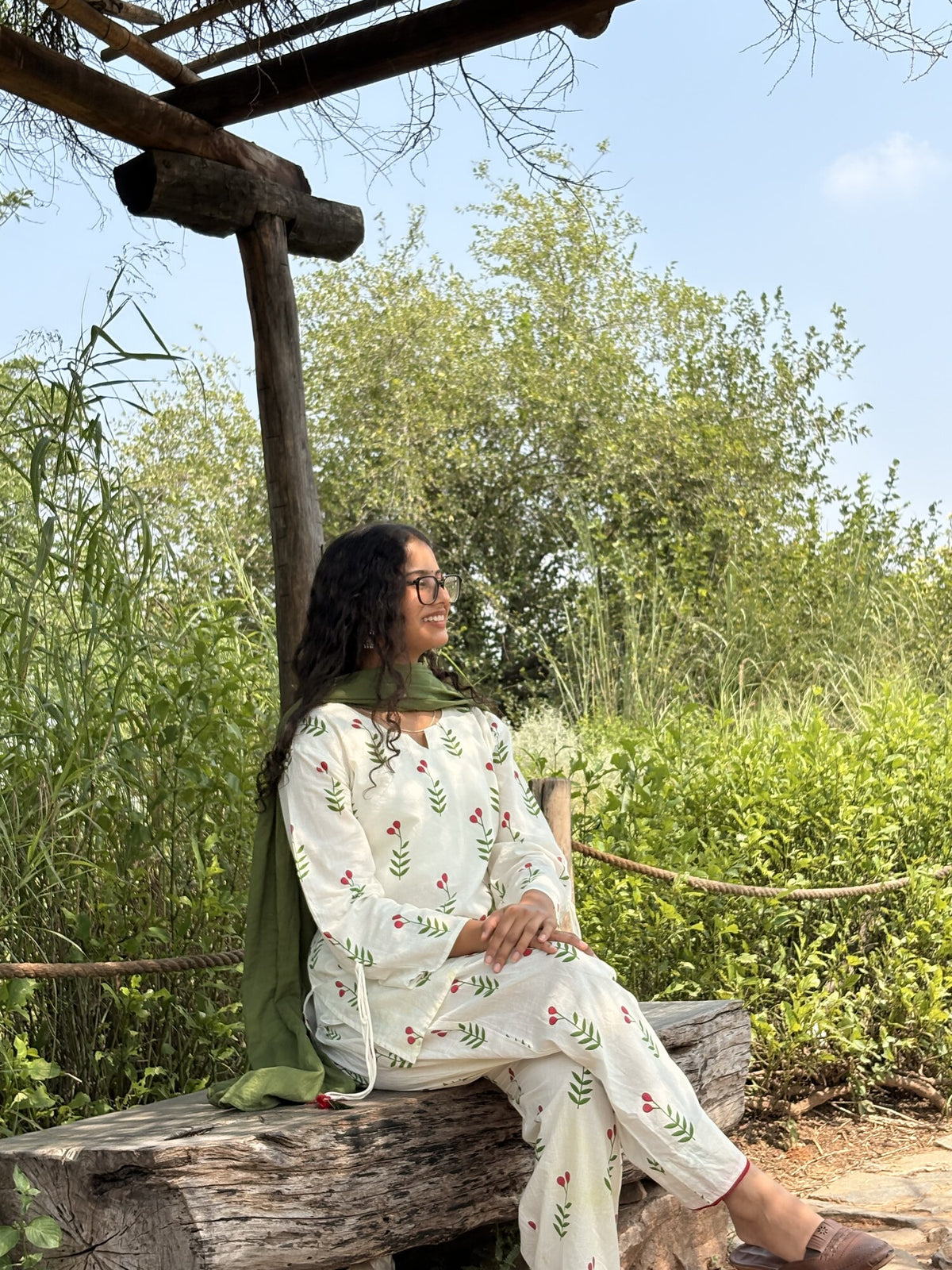 Ms Garden floral kurta set full seated look