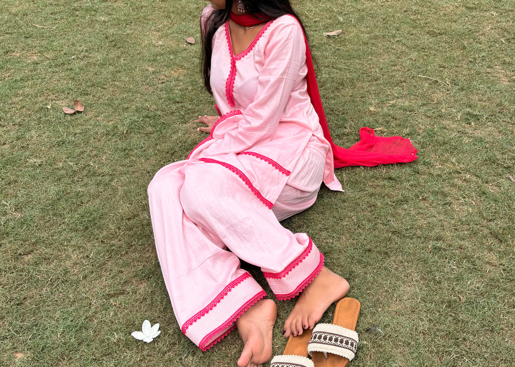 Gulabi Noor