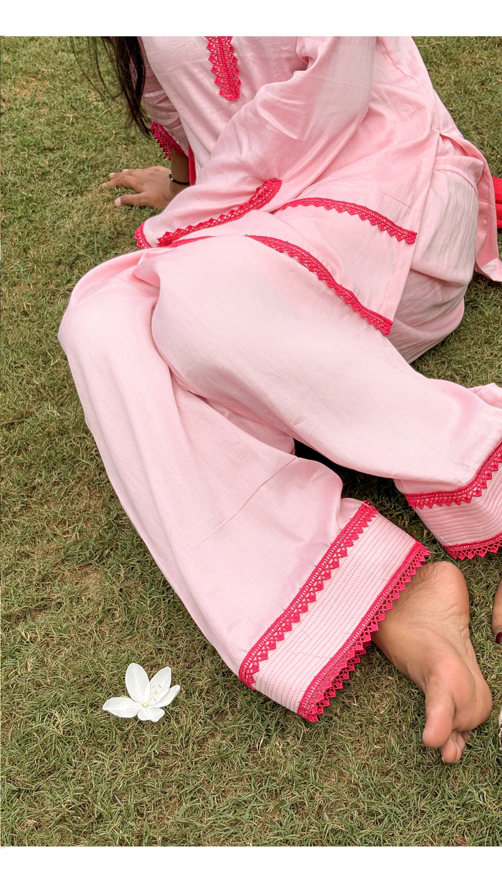Gulabi Noor